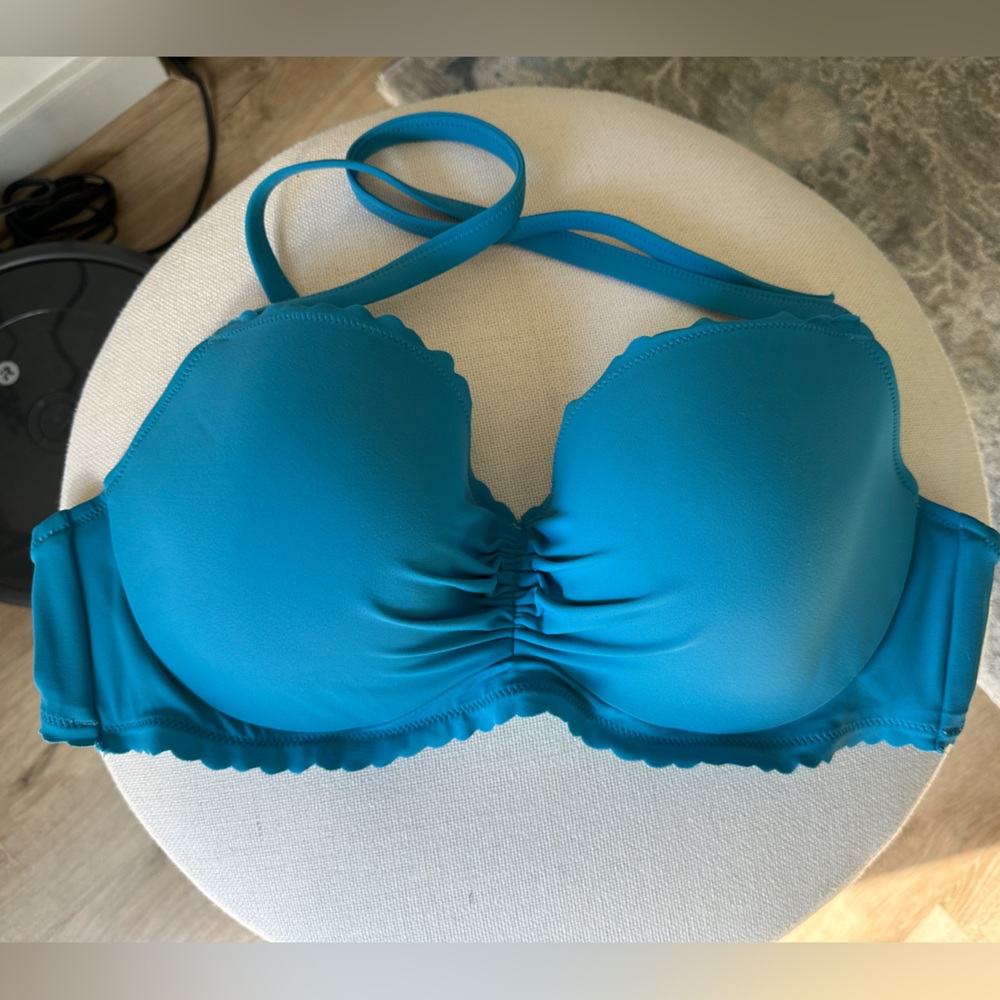 Victoria’s Secret Bikini Top
